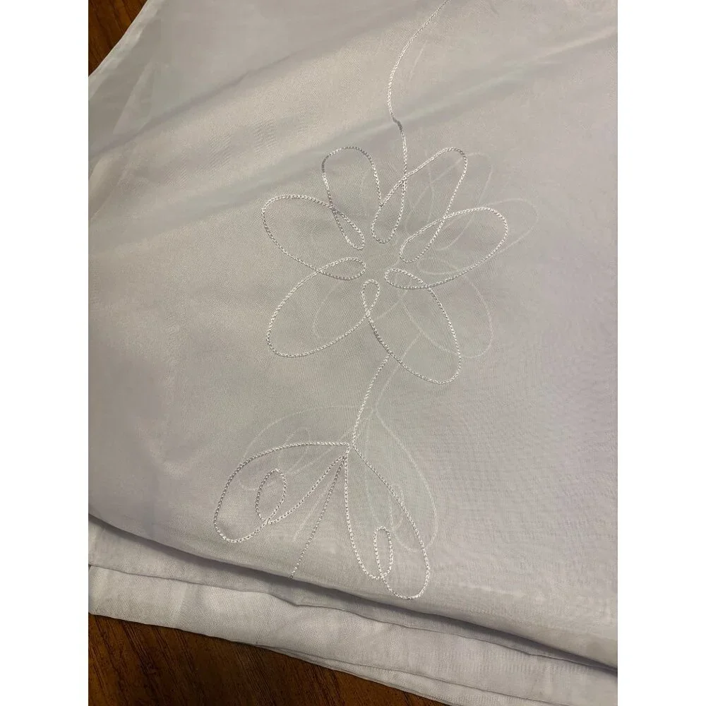 2 Embroidered Sheer Purple / Lavender Curtain Panels With Floral Design Lightwei